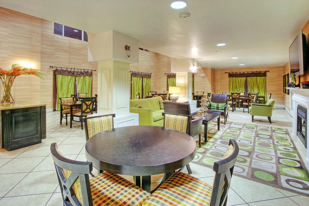 Holiday Inn Express And Suites - Tucumcari, An Ihg Hotel Экстерьер фото
