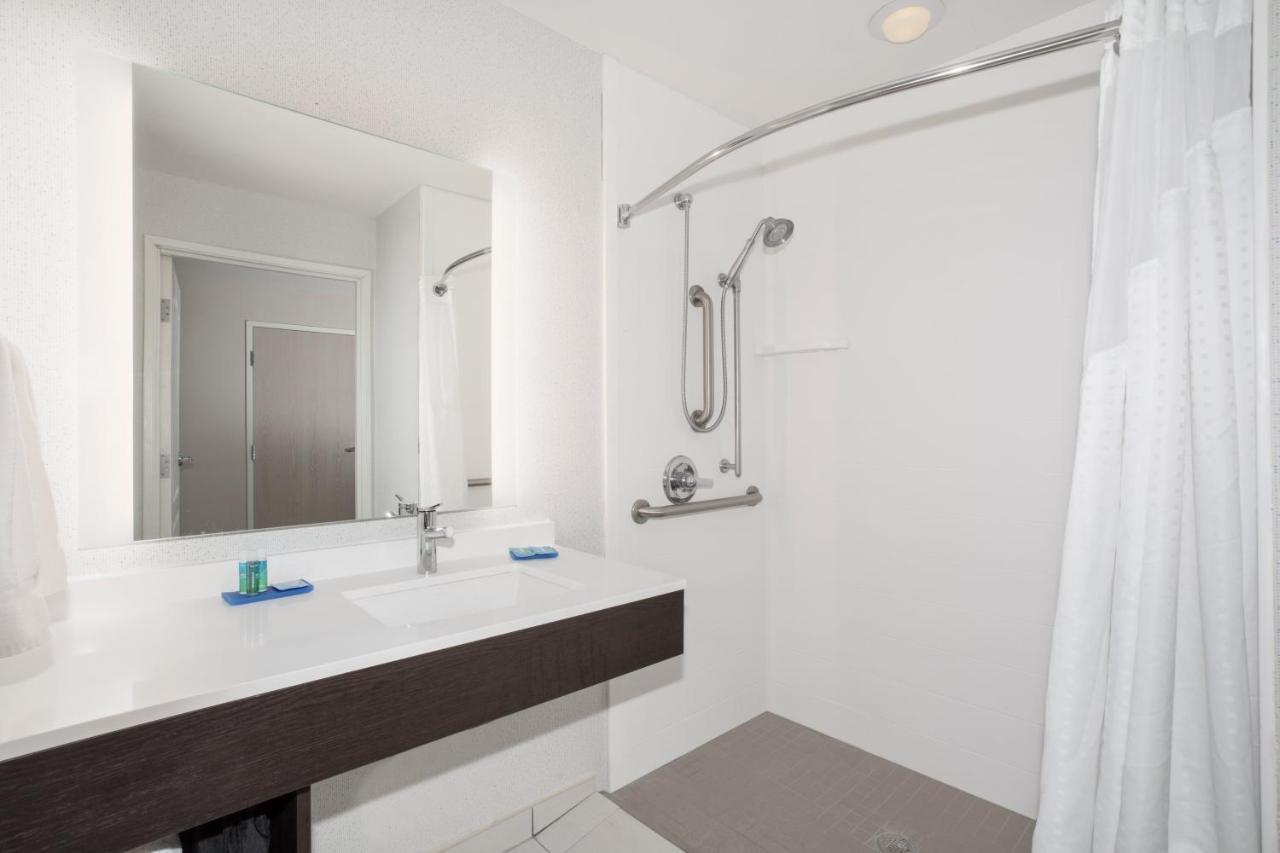 Holiday Inn Express And Suites - Tucumcari, An Ihg Hotel Экстерьер фото