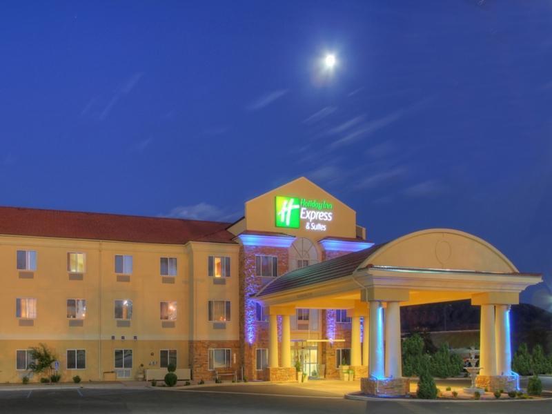 Holiday Inn Express And Suites - Tucumcari, An Ihg Hotel Экстерьер фото