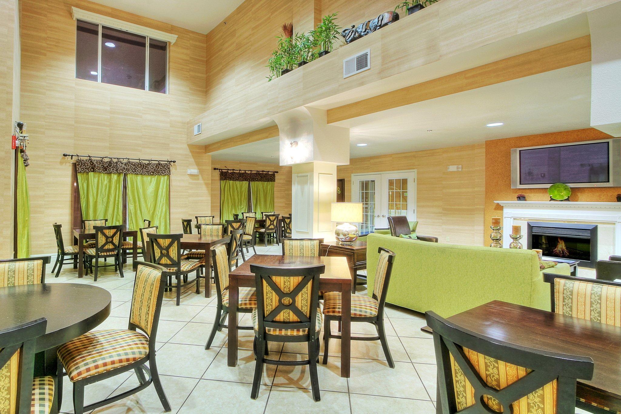Holiday Inn Express And Suites - Tucumcari, An Ihg Hotel Ресторан фото