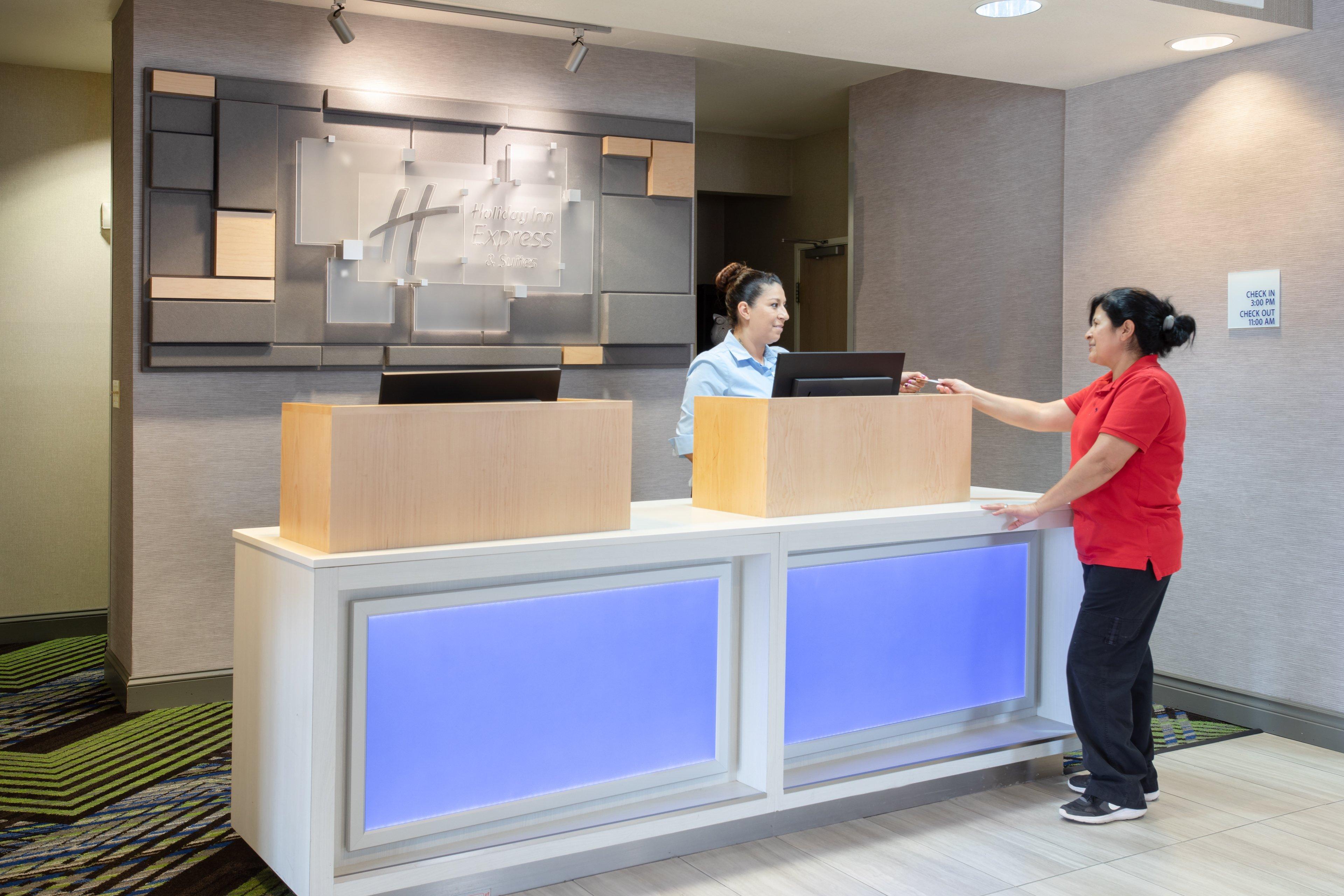 Holiday Inn Express And Suites - Tucumcari, An Ihg Hotel Экстерьер фото